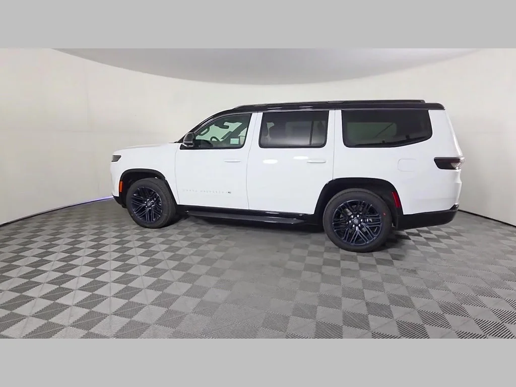 New 2026 Bright White Clear-Coat Exterior Paint Jeep 85th Anniversary image 34