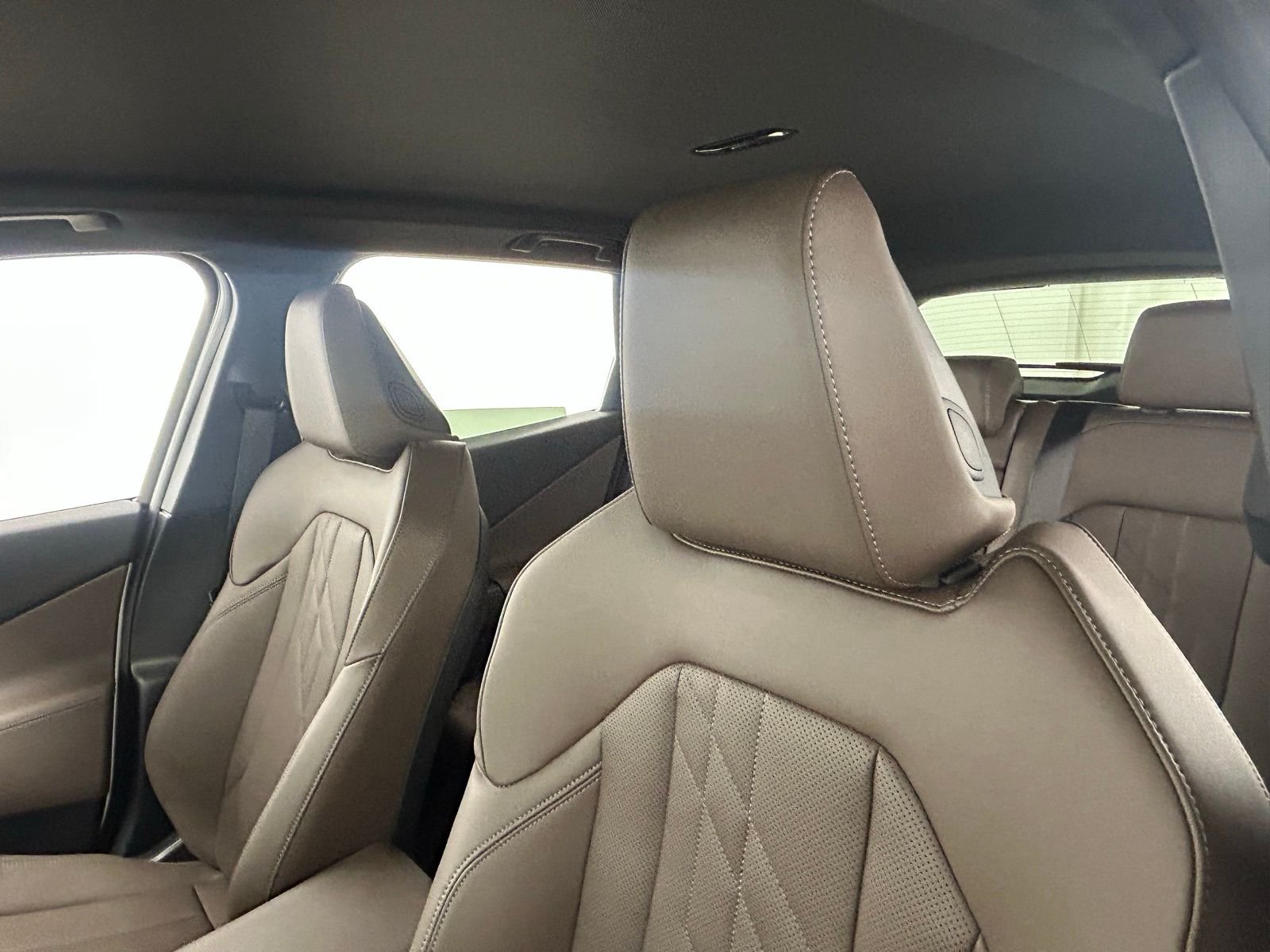 2026 BMW X3 30 - Photo 26