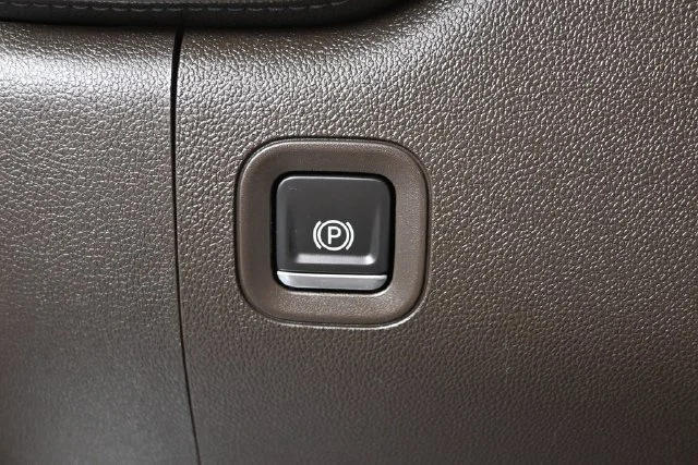 Used 2019 Gray GMC SLT image 30