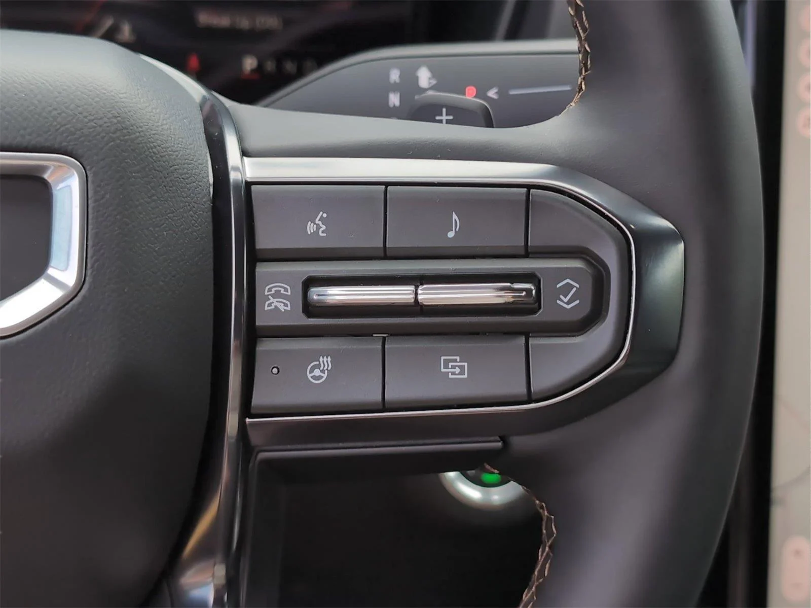 Used 2026 Sterling Metallic GMC AT4 image 18