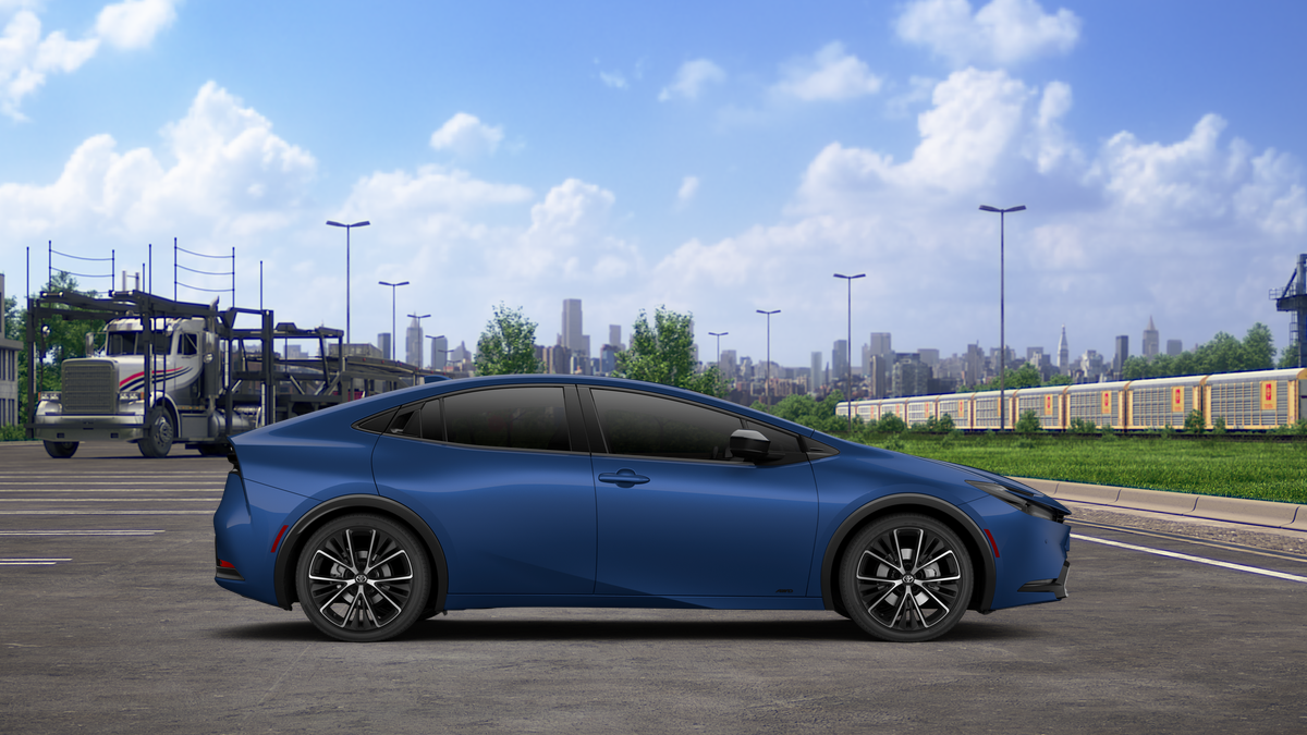 New 2027 Reservoir Blue Toyota XLE AWD image 25