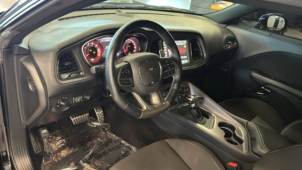 Used 2023 Black Dodge SRT Hellcat Jailbreak image 12