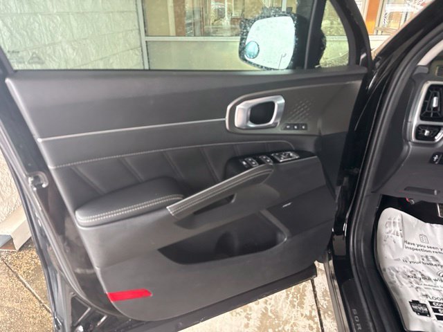 Used 2023 Black Kia SX-Prestige image 22