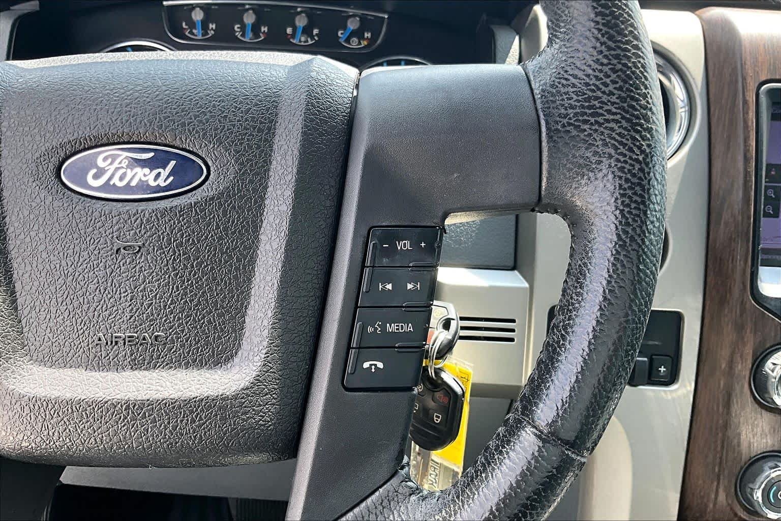 Used 2013 Tuxedo Black Metallic Ford Lariat image 22