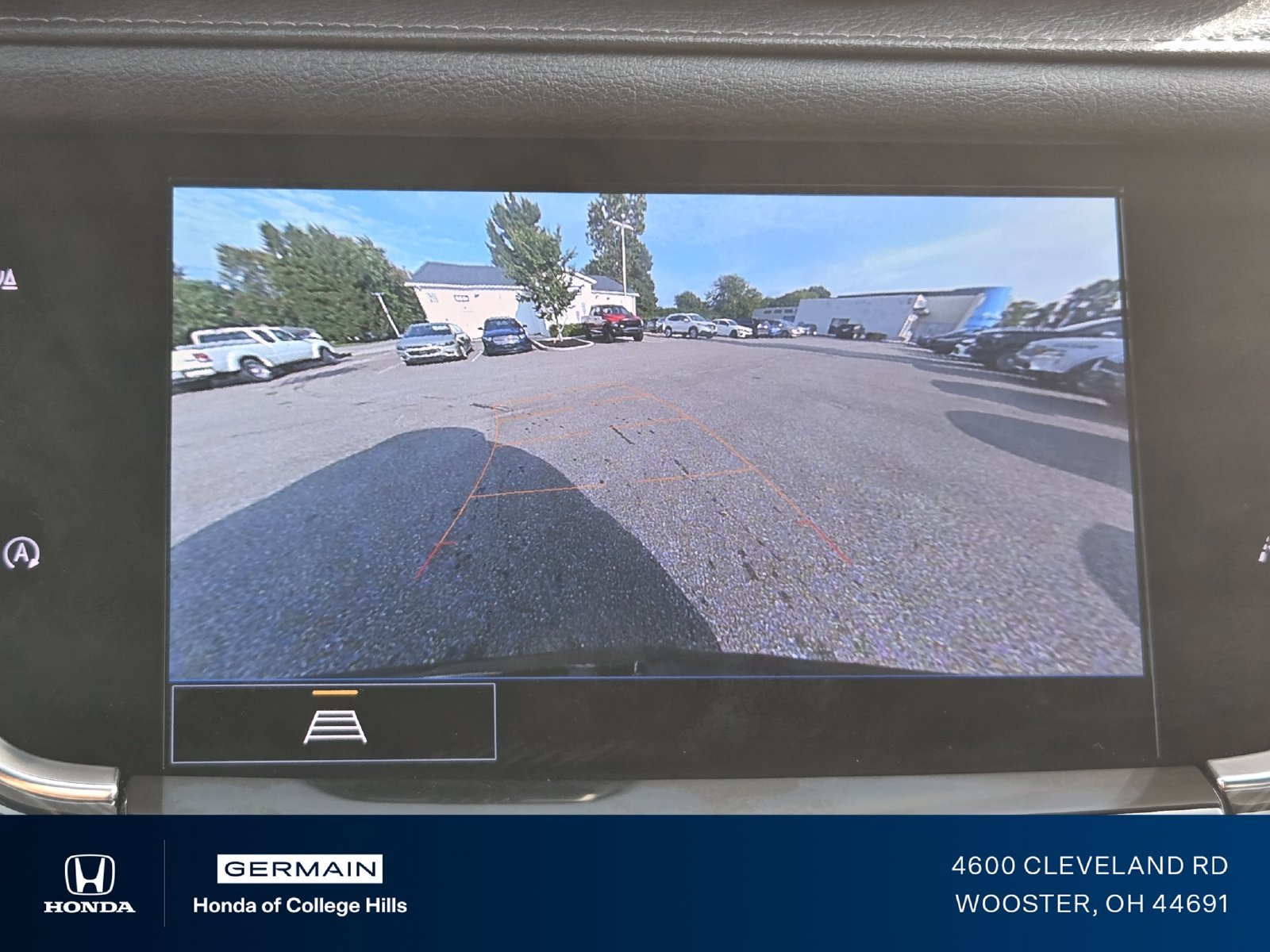 Used 2021 Black Metallic Cadillac Premium Luxury image 7
