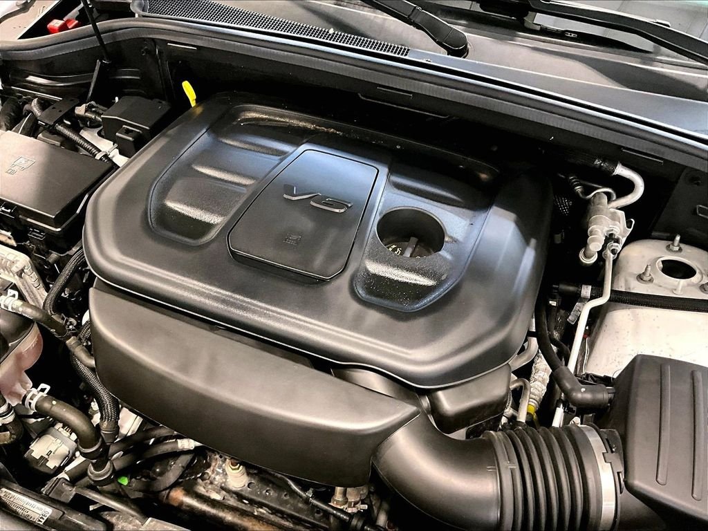Used 2020 White Dodge SXT Plus image 36