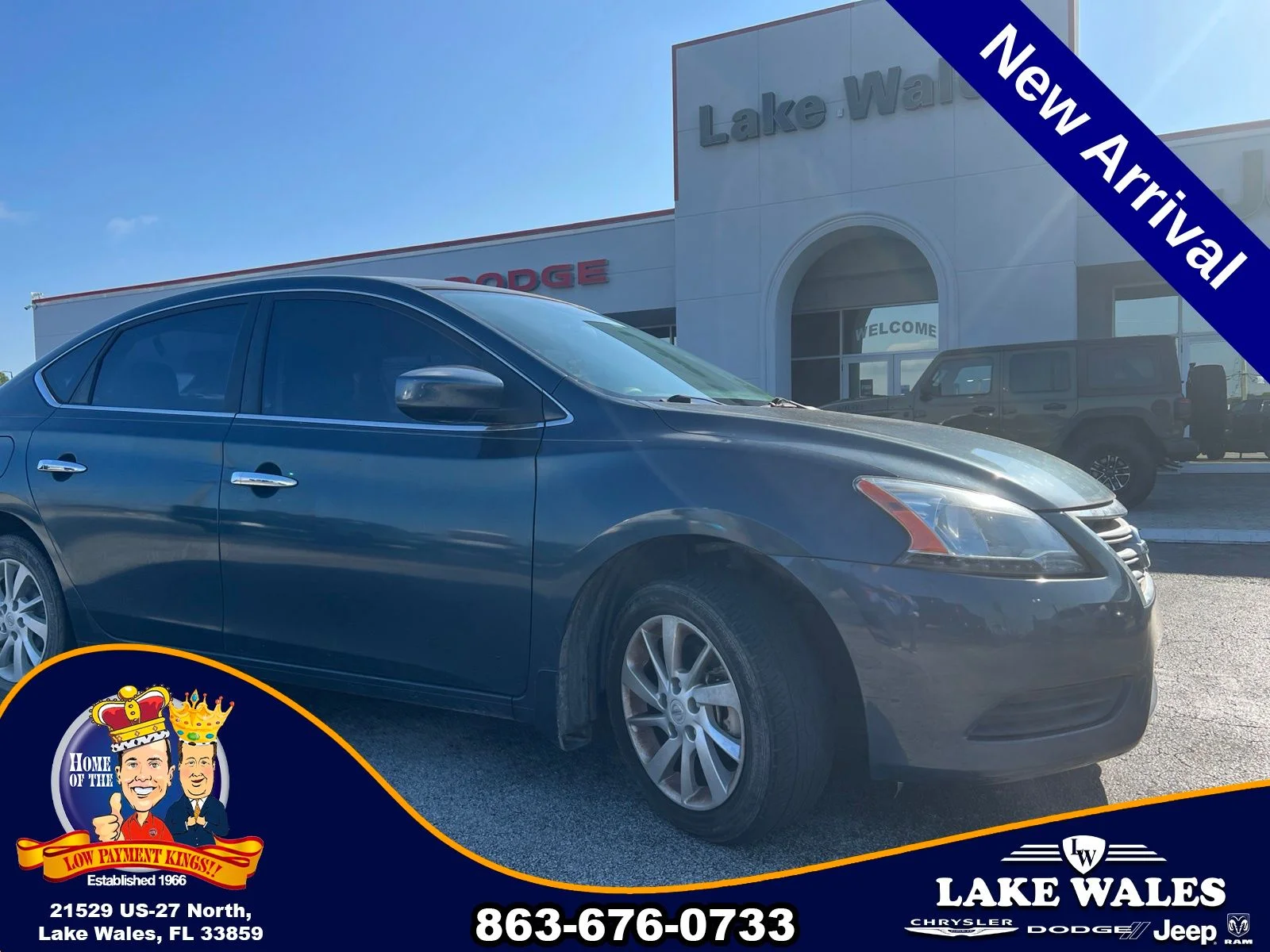 Used 2014 Blue Nissan SV image 5