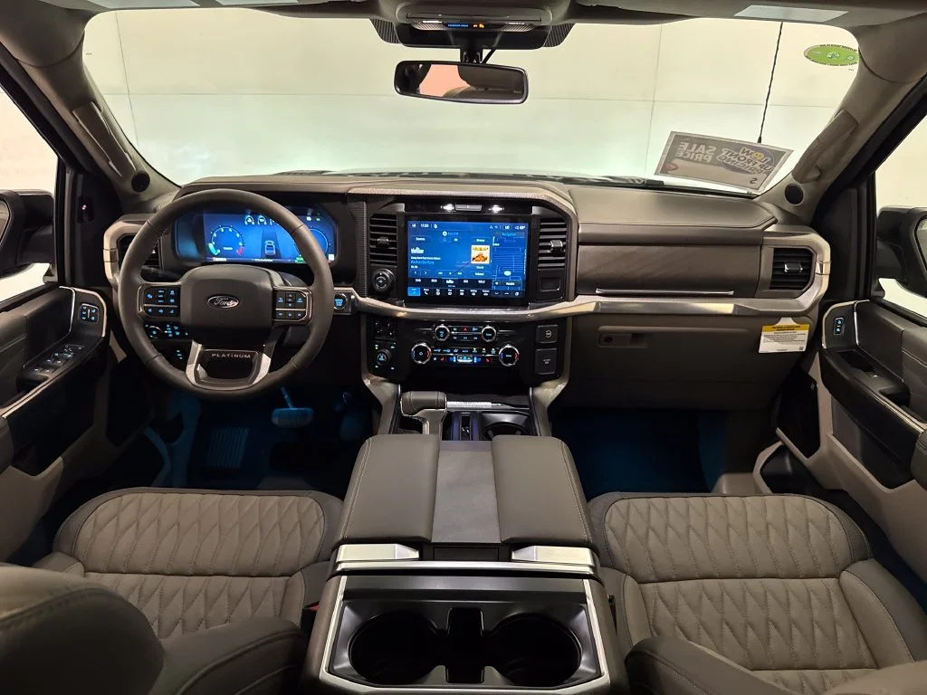 New 2026 Black Ford Platinum image 4