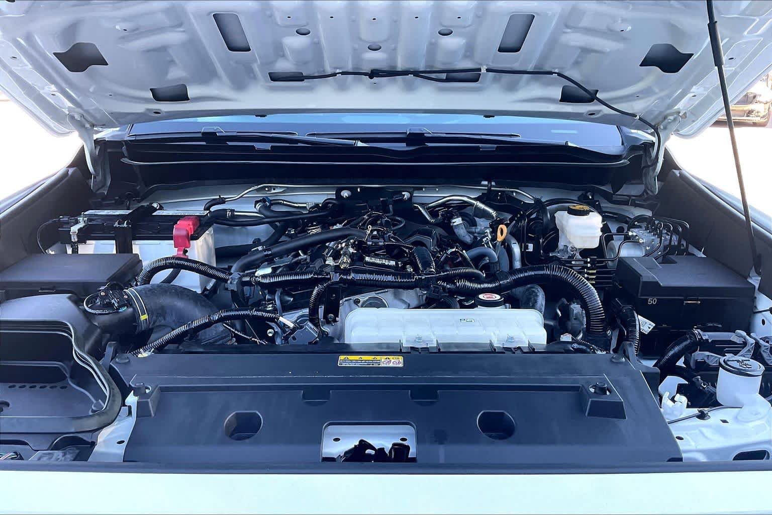 Used 2026 Ice Cap Toyota SR5 image 31