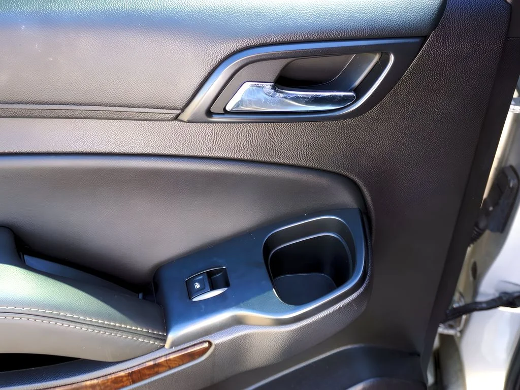 2017 Chevrolet Tahoe LT - Photo 31