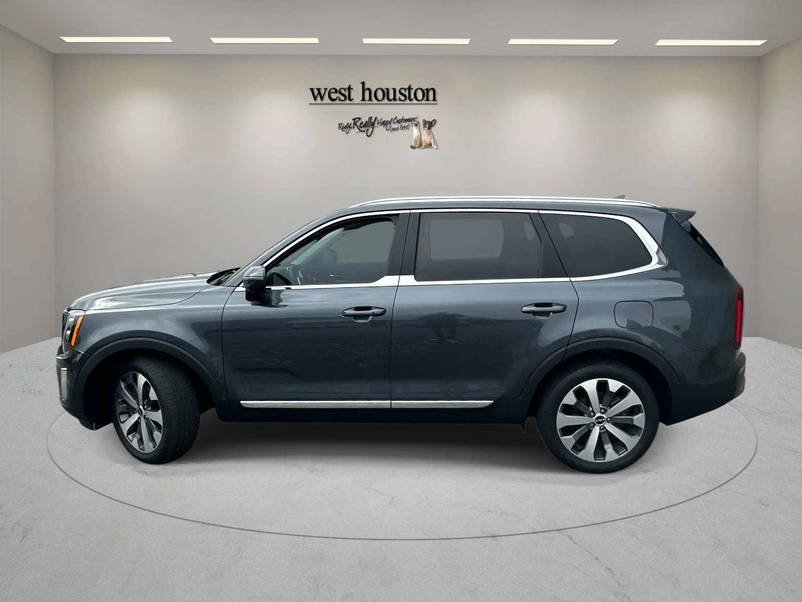 Used 2022 Gravity Grey Kia EX image 7