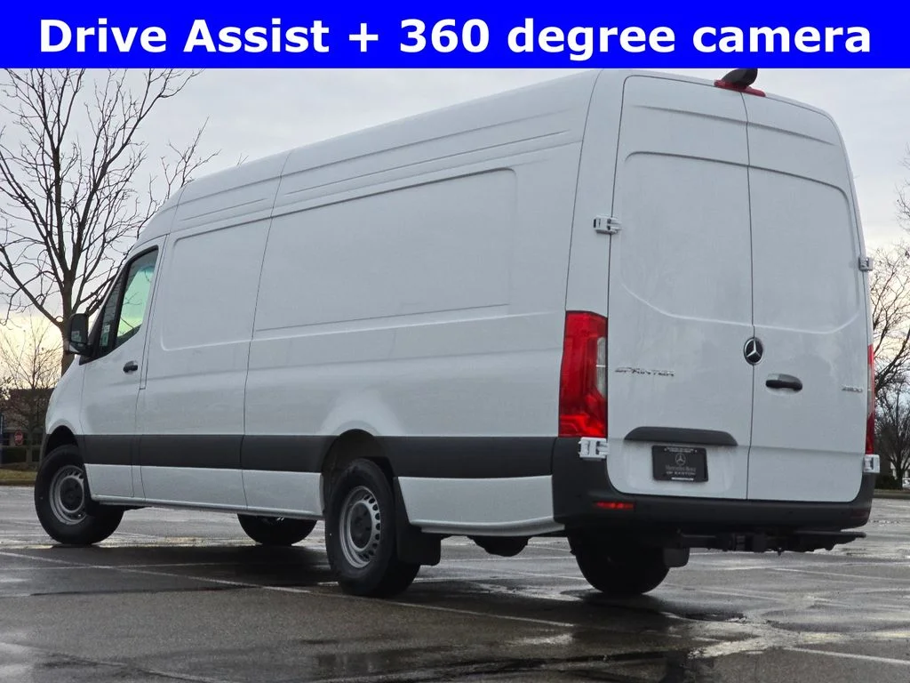 New 2026 Arctic White Mercedes-Benz Cargo 170 WB image 13