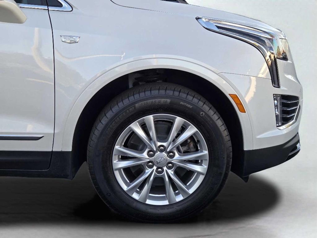 2025 Cadillac XT5 Luxury - Photo 11