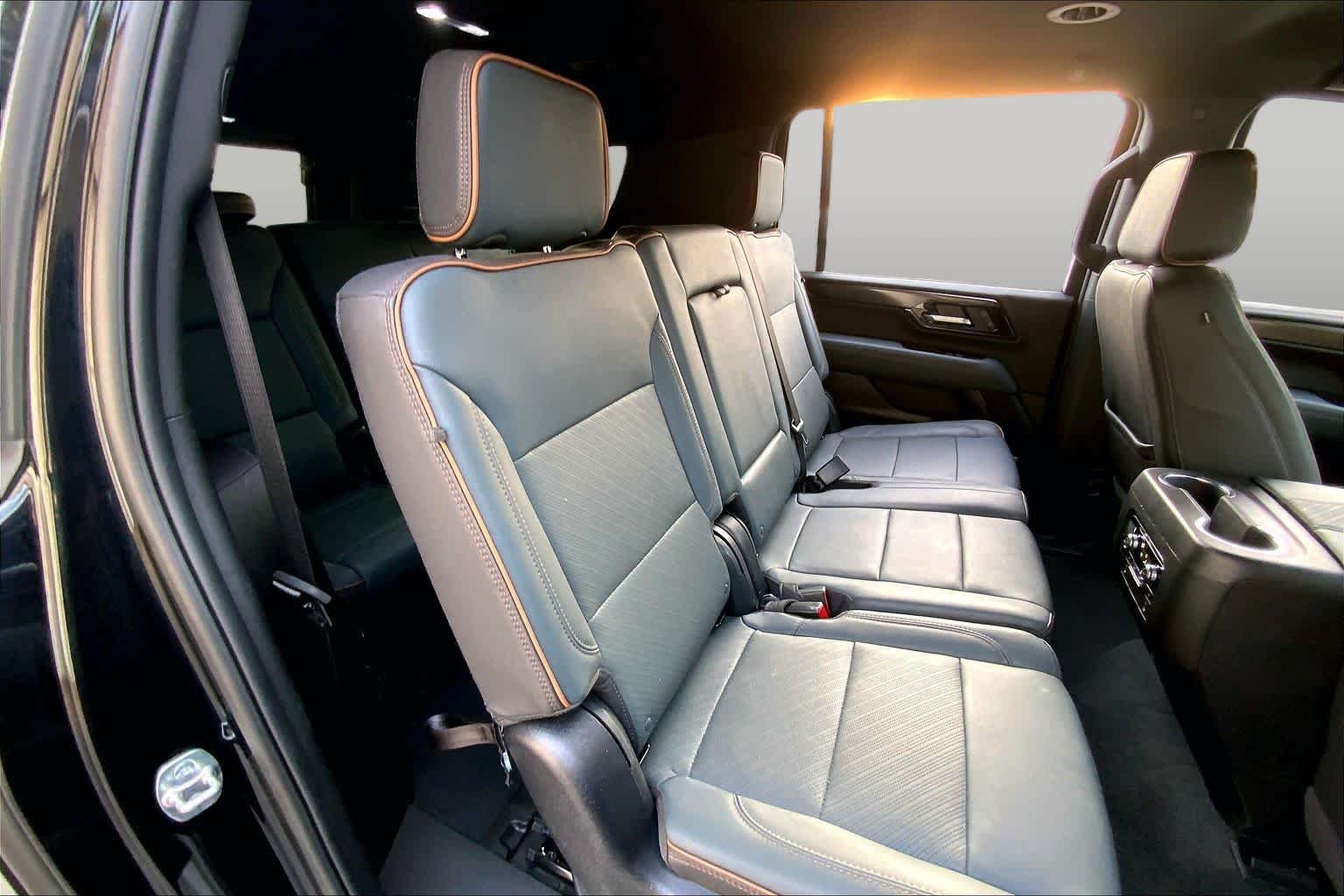Used 2025 Onyx Black GMC AT4 image 18