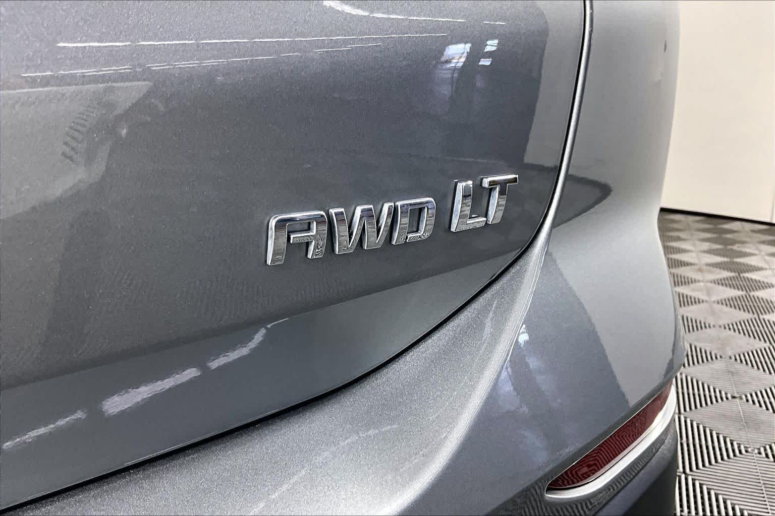 Used 2023 Sterling Gray Metallic Chevrolet LT image 10
