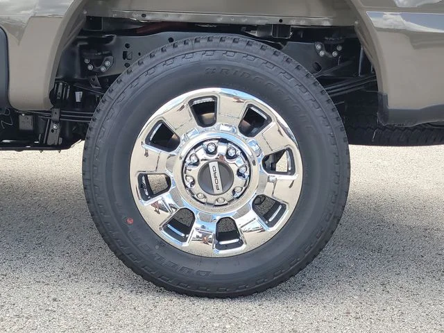 New 2026 Gray Ford Lariat image 8