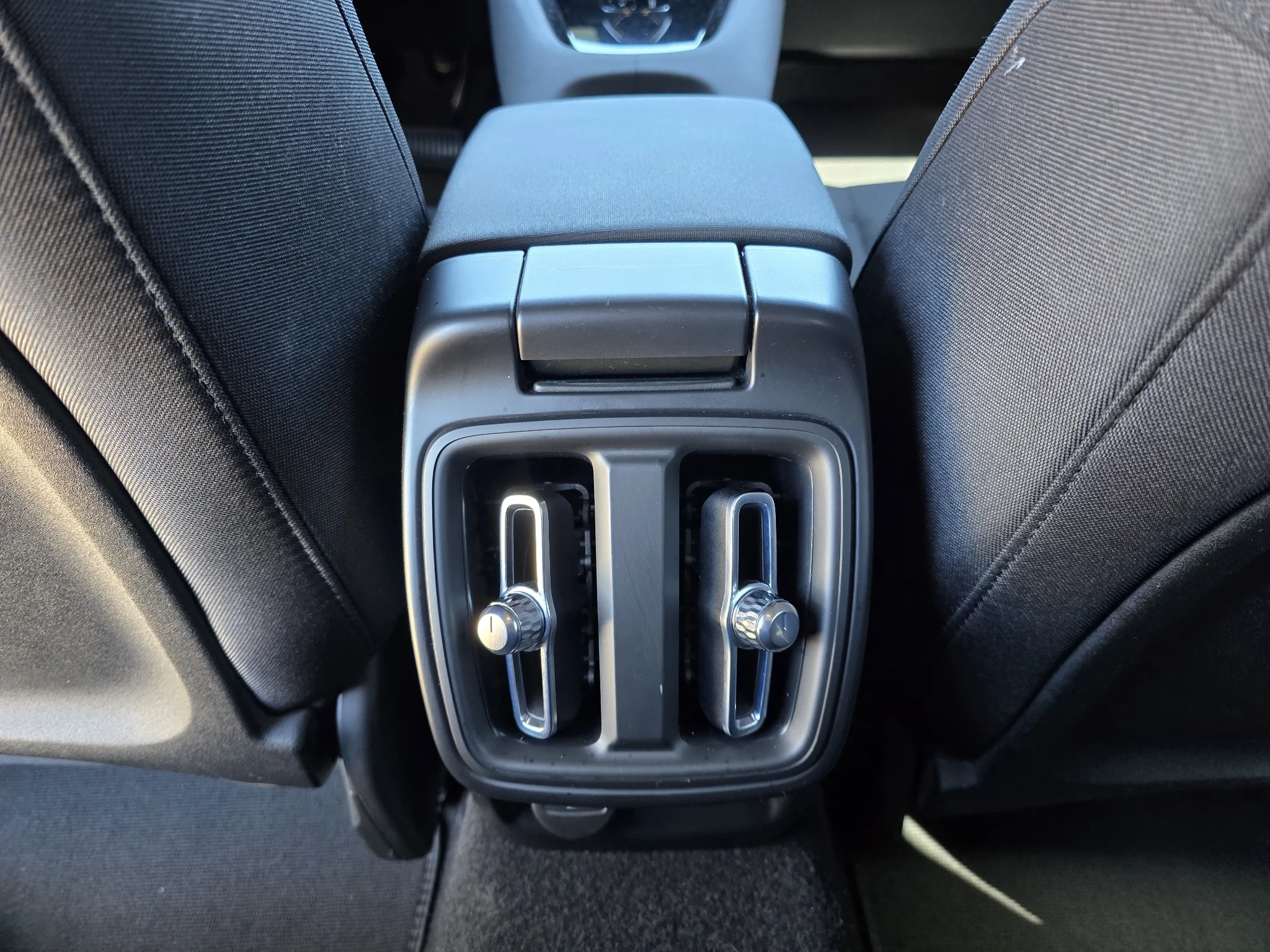 Used 2023 Space Metallic Polestar Performance image 26