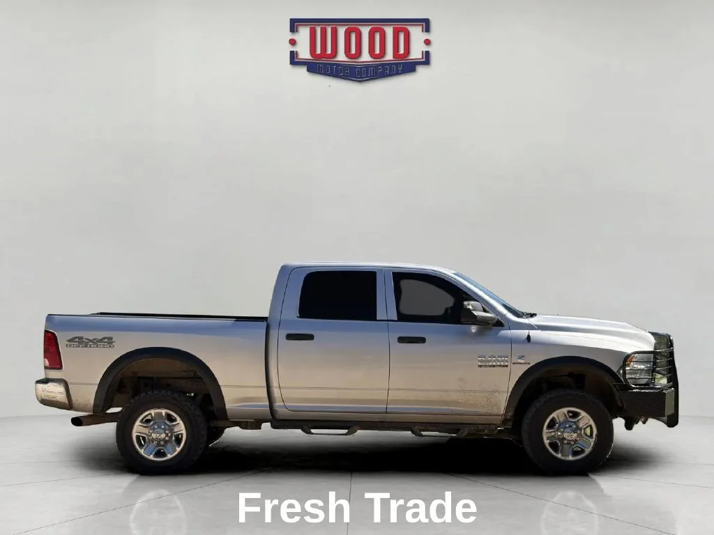 Used 2018 Bright Silver Clearcoat Metallic Ram Tradesman image 6
