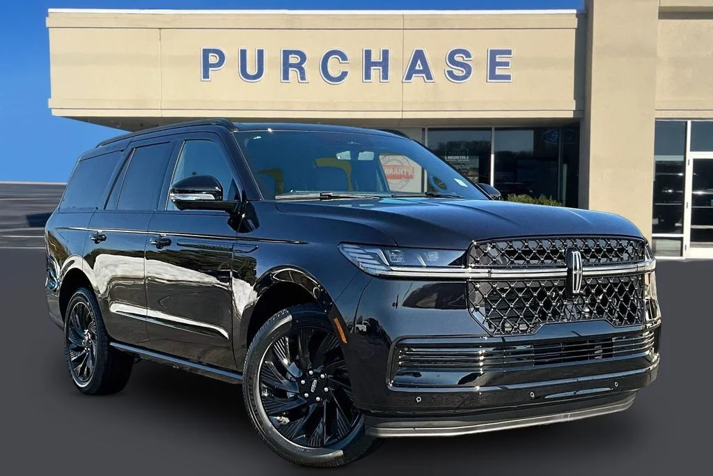 2026 Lincoln Navigator Reserve 4WD's photo