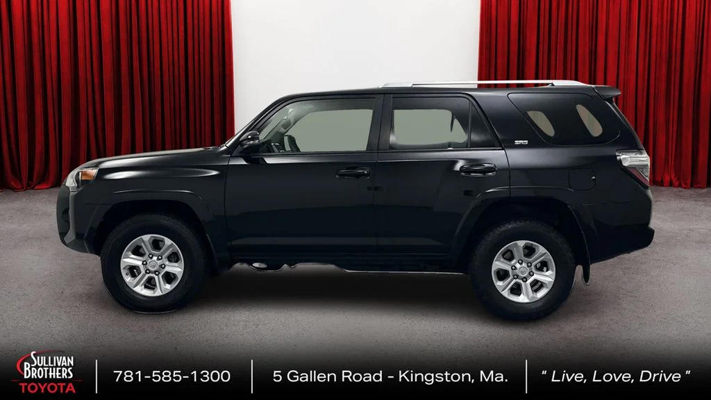 Certified Used 2017 Black Toyota SR5 Premium image 8