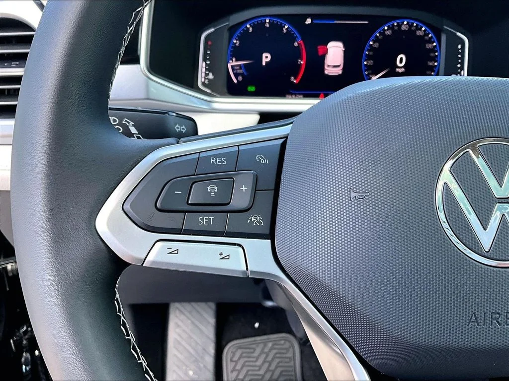 New 2026 Black Volkswagen 1.5T SEL image 12