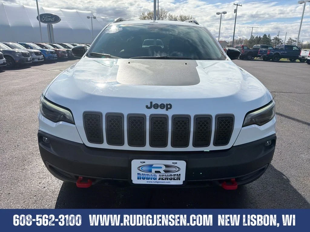 Used 2022 White Jeep Trailhawk image 8
