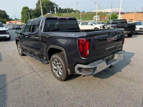 Used 2022 Titanium Rush Metallic GMC SLT image 6