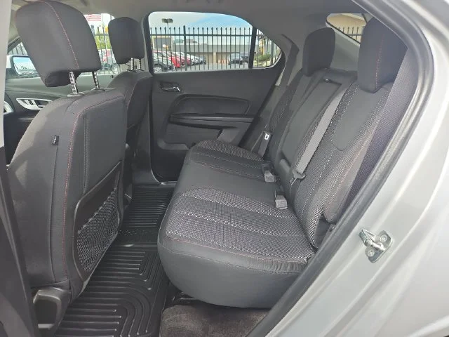 Used 2016 SILVER ICE METALLIC Chevrolet LT image 24