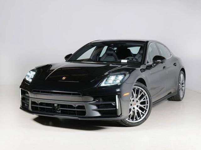 2026 Porsche Panamera 4
