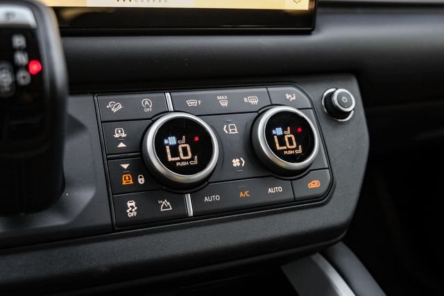 2025 Land Rover Defender V8 - Photo 33