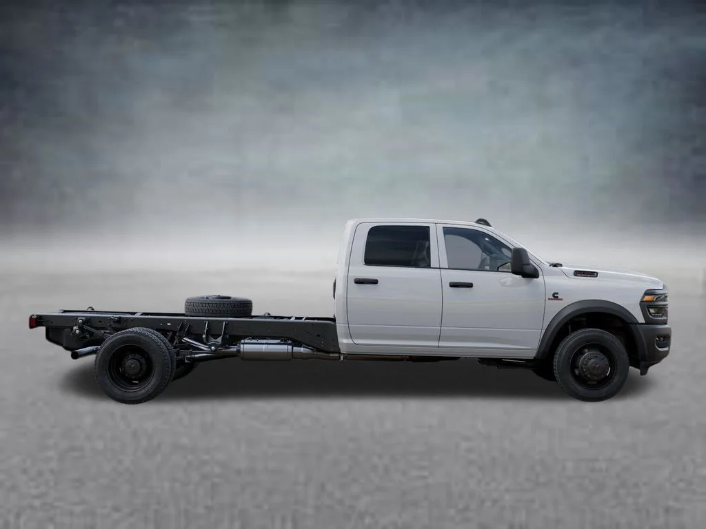 New 2026 Bright White Clear-Coat Exterior Paint RAM Tradesman image 21