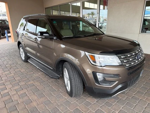 Used 2016 Caribou Metallic Ford XLT image 4