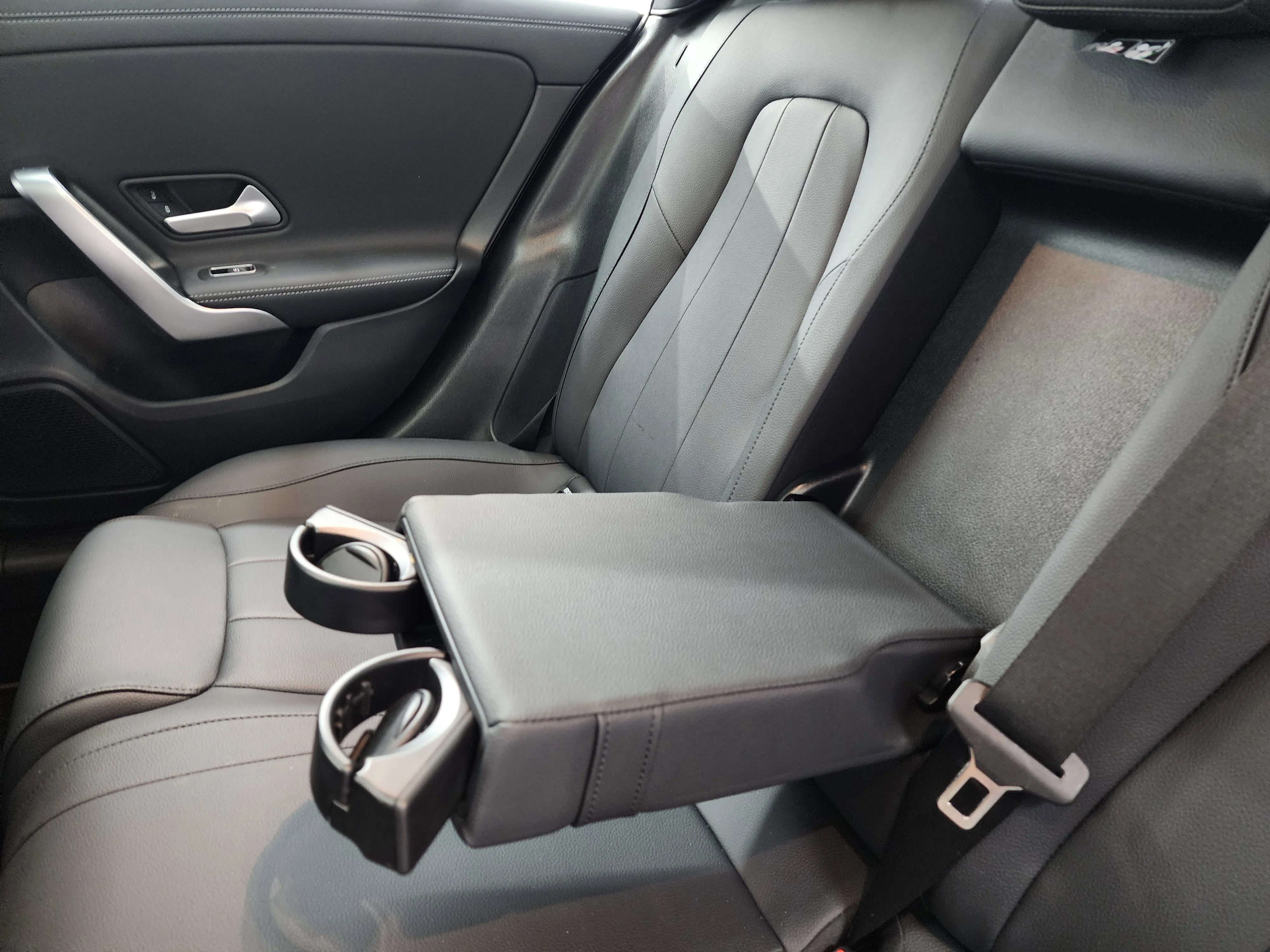 2025 Mercedes-Benz CLA CLA 250 - Photo 37