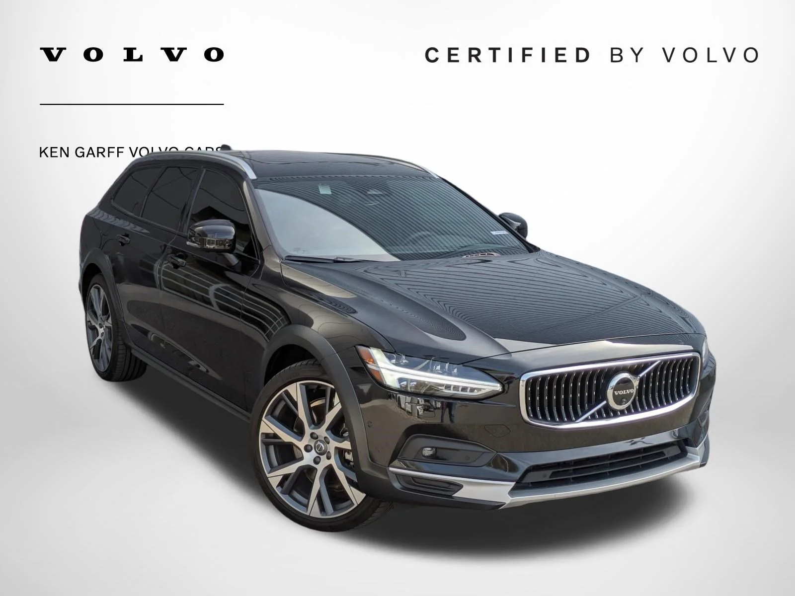 2025 Volvo V90 Cross Country B6 Ultra AWD's photo
