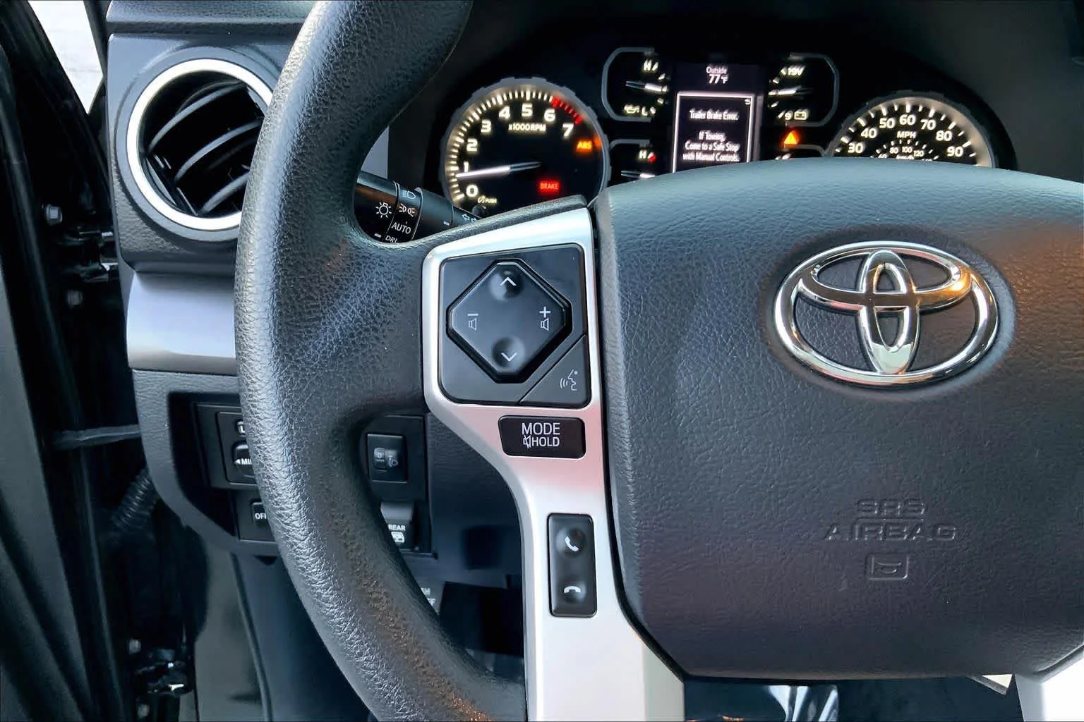 Used 2019 Midnight Black Metallic Toyota SR5 image 23
