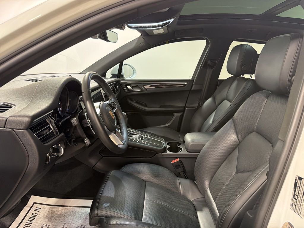 Used 2021 White Porsche Base image 11