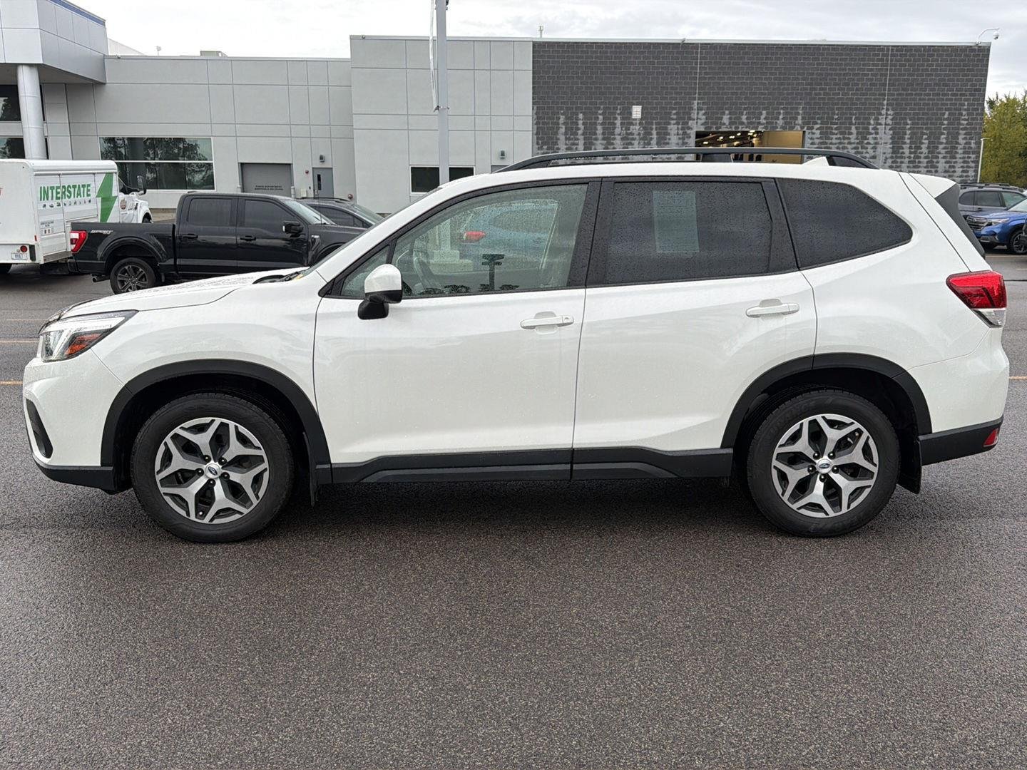 Used 2020 Crystal White Pearl Subaru Premium image 6