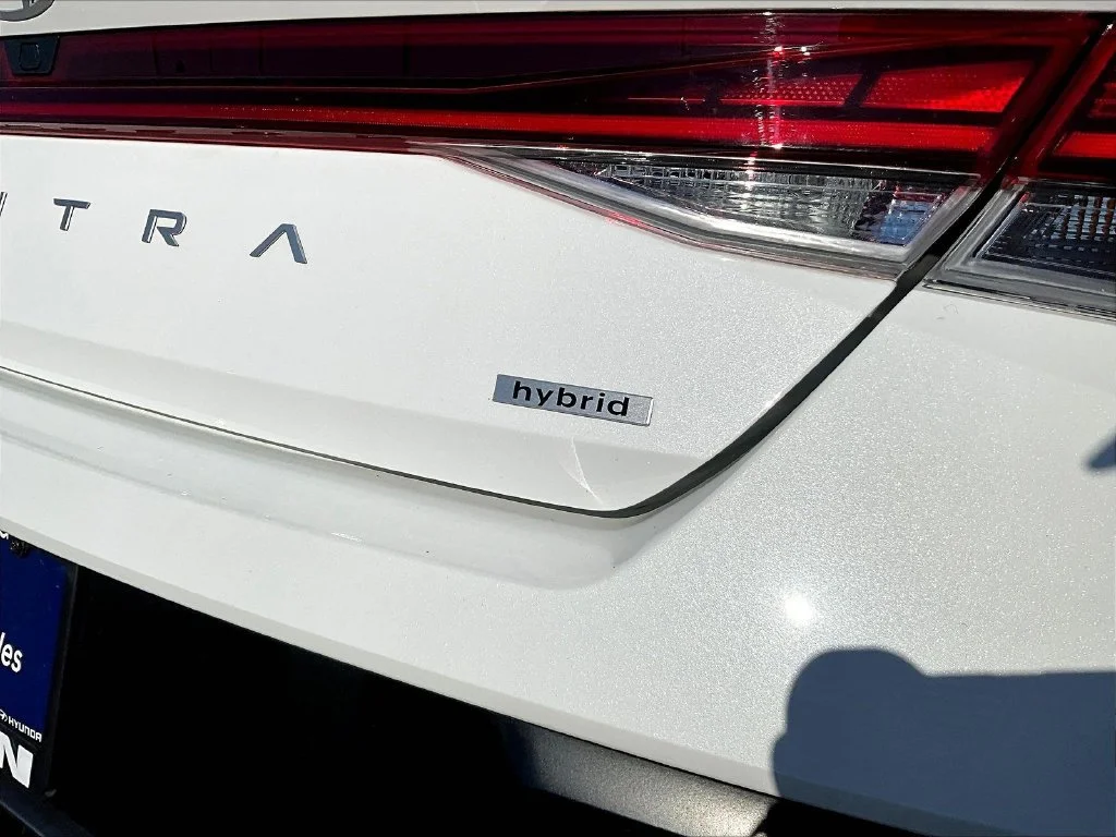 Used 2026 White Hyundai Limited image 24