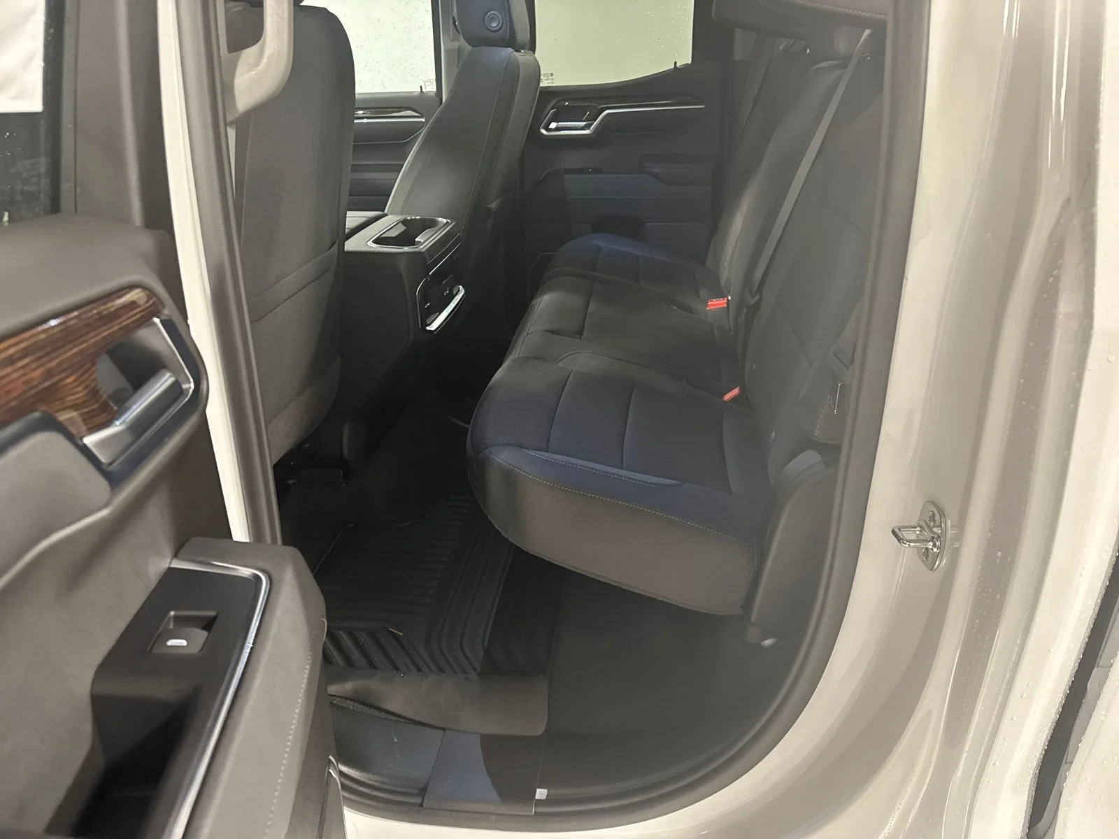 Used 2026 Summit White GMC Elevation image 5