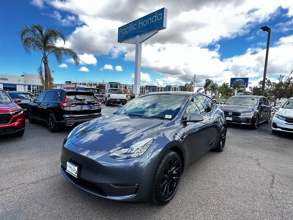 Used 2023 Gray Tesla Long Range image 2