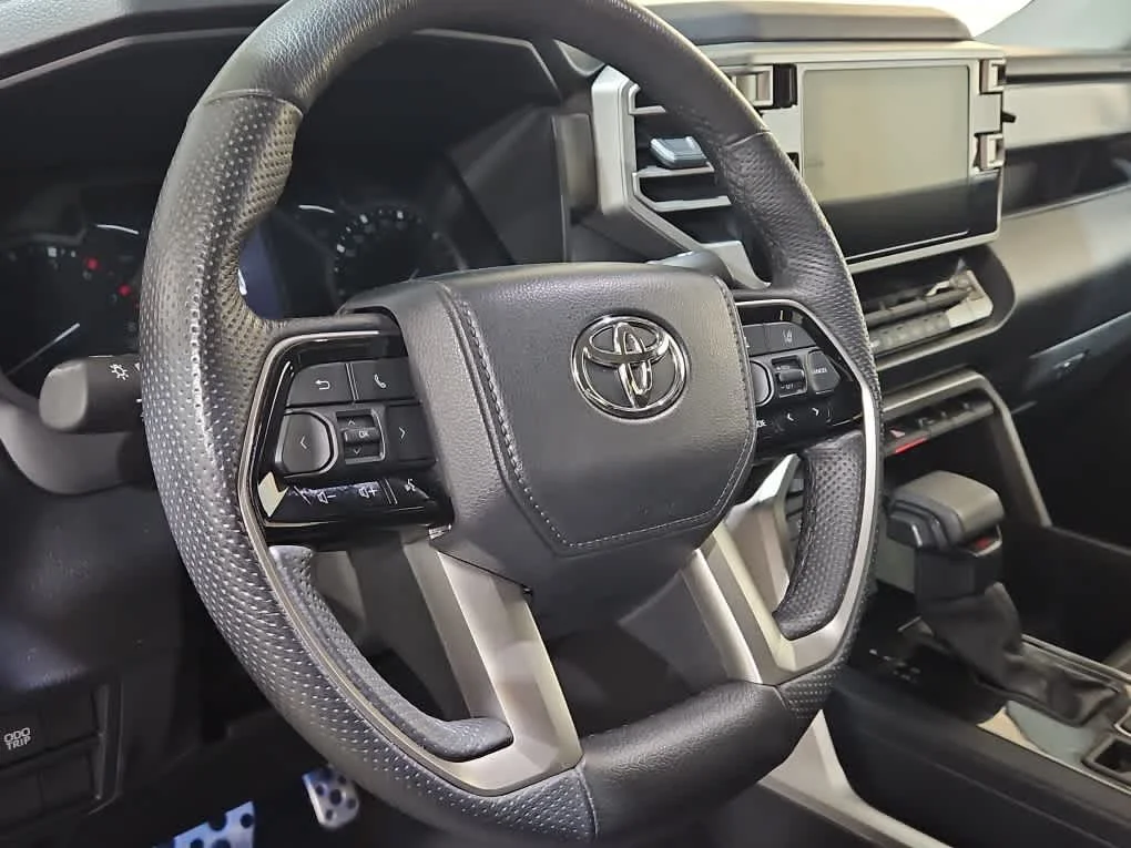 Used 2024 Lunar Rock Toyota SR5 image 13