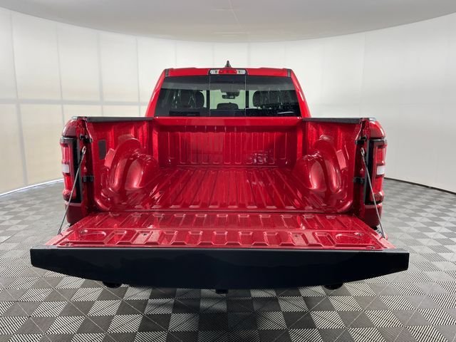 New 2026 Molten Red Pearl-Coat Exterior Paint RAM Express image 6