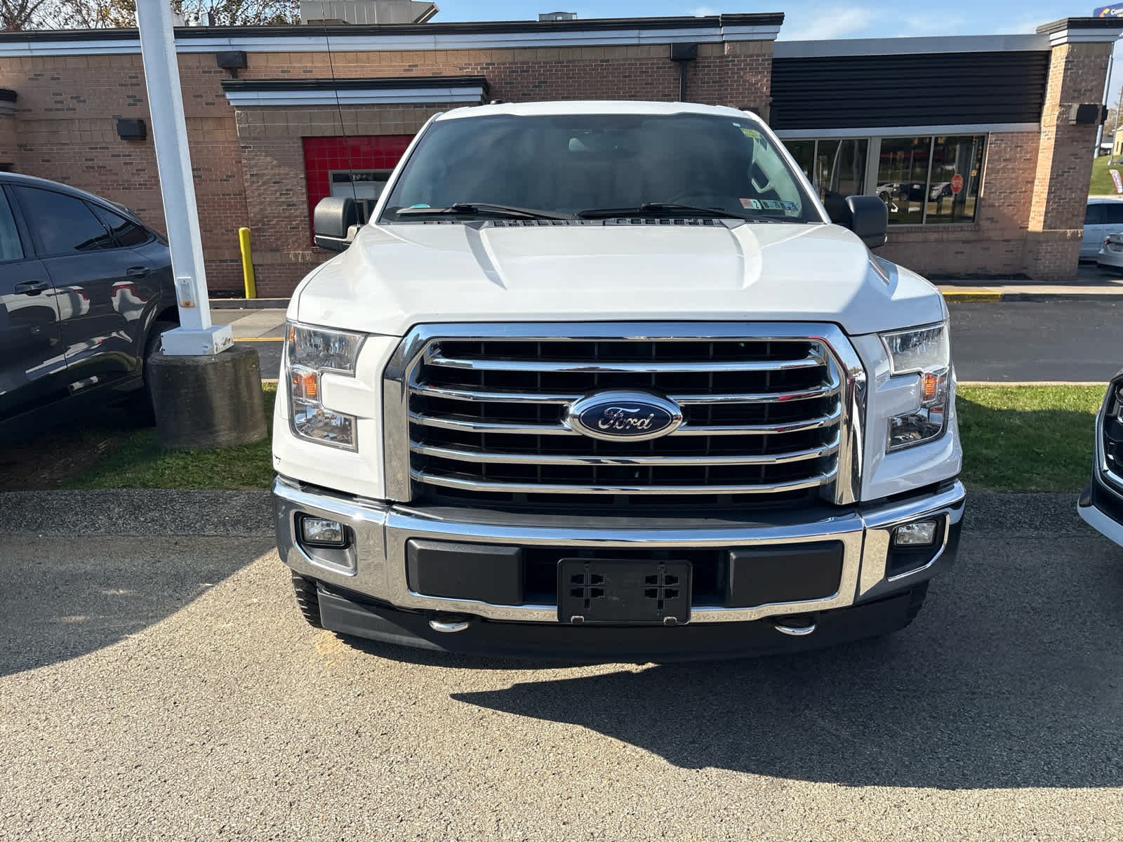 Used 2017 Oxford White Ford XLT image 7
