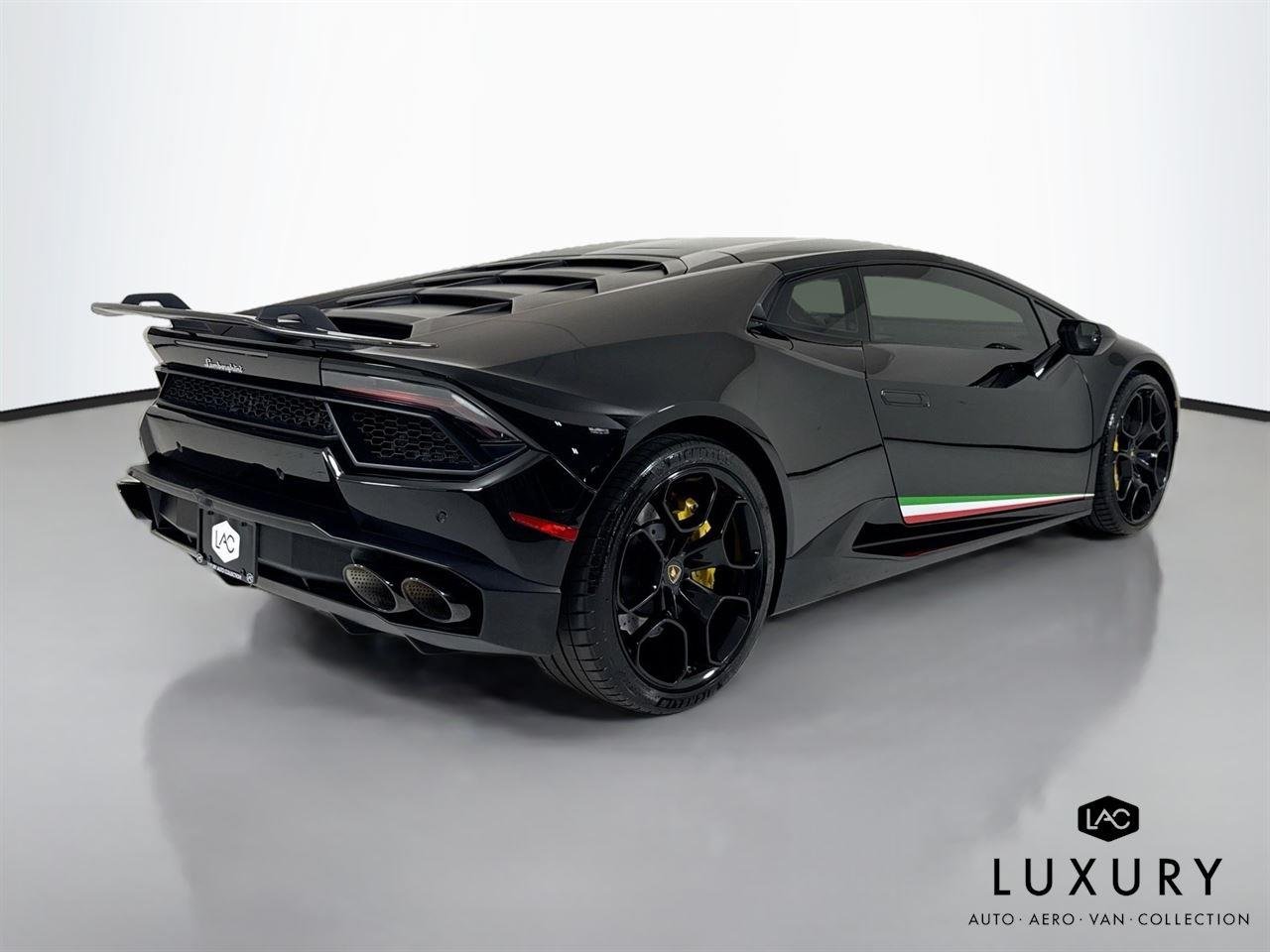 Used 2018 Arancio Borealis Pearl Effect Lamborghini  image 6
