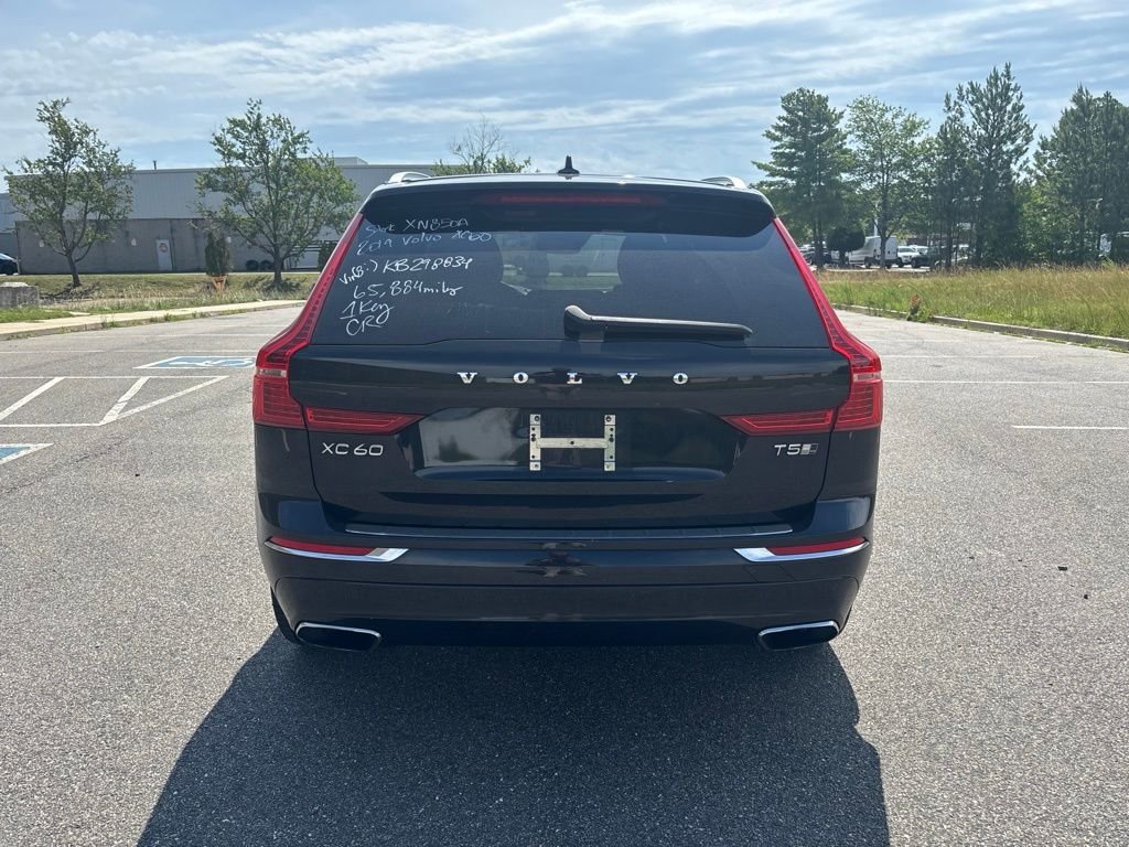 Used 2019 Black Volvo T5 Inscription image 6