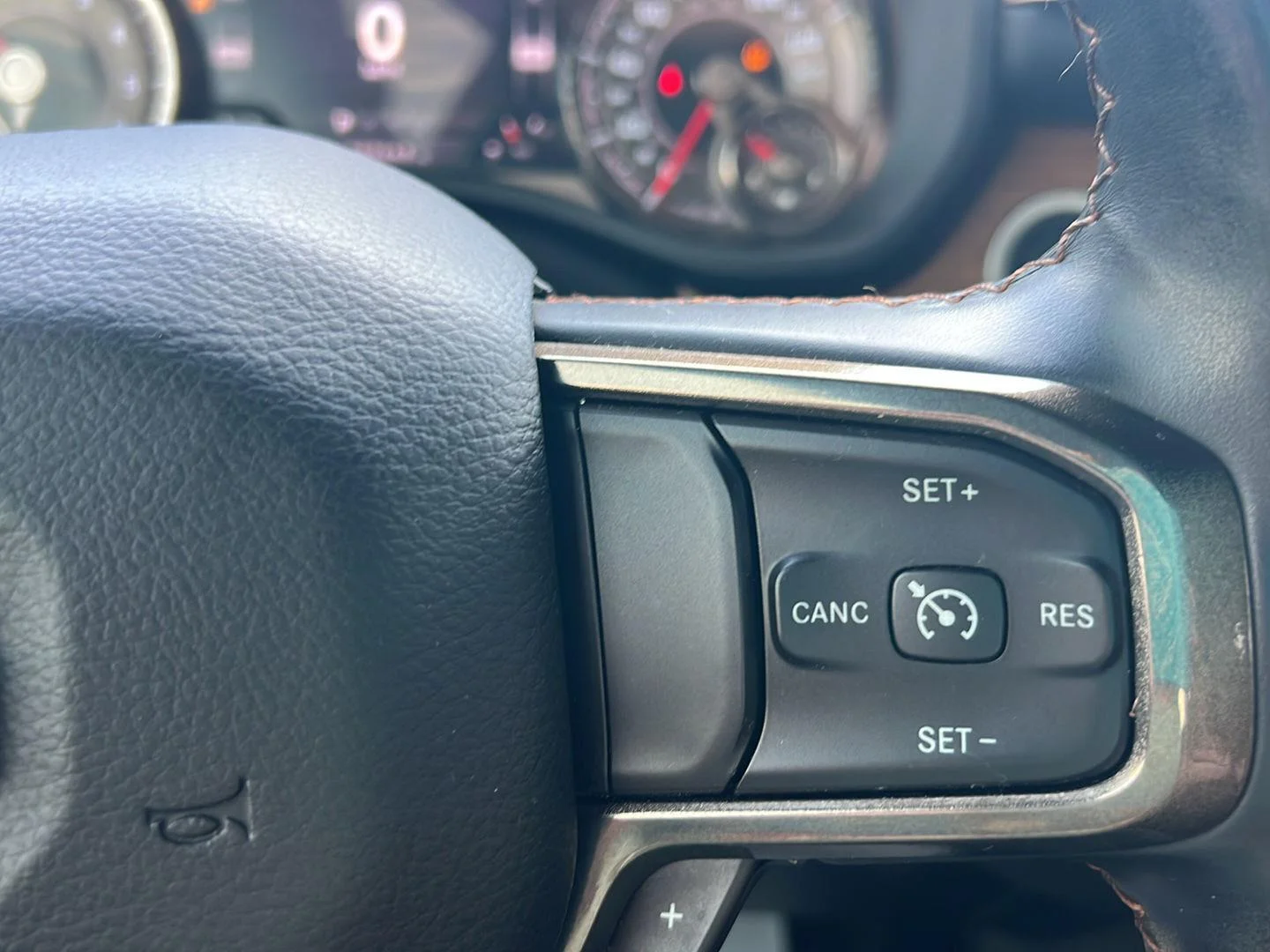 2019 RAM Ram 1500 Pickup Longhorn - Photo 17