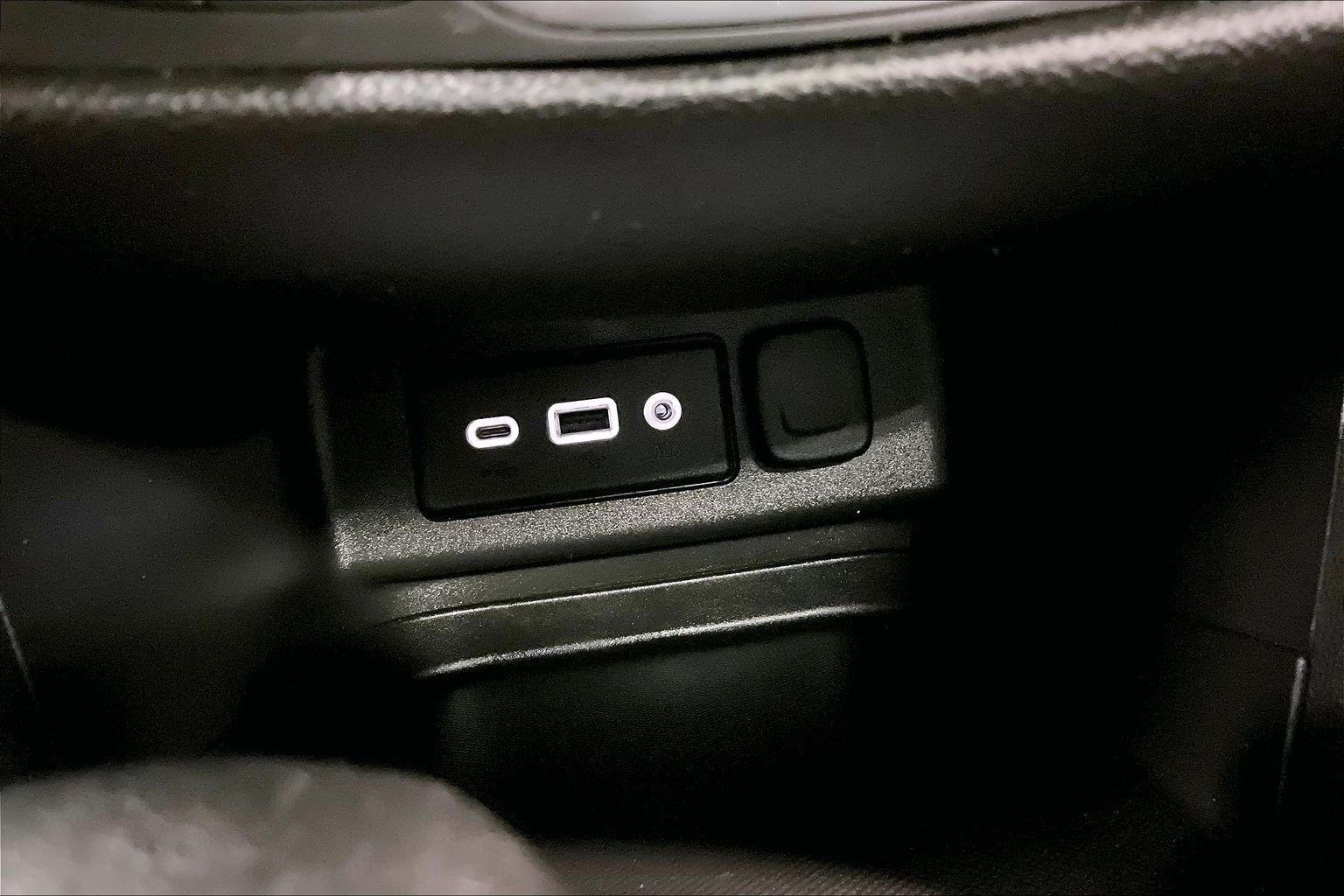 Used 2022 Blue Glow Metallic Chevrolet LT image 33