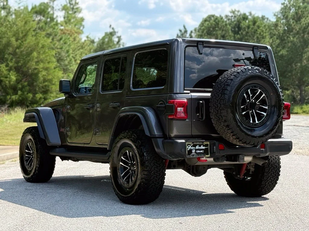 Used 2025 Gray Jeep 4-Door Recon 4x4 image 12