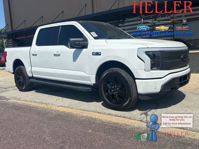 Used 2024 Oxford White Ford Flash image 1