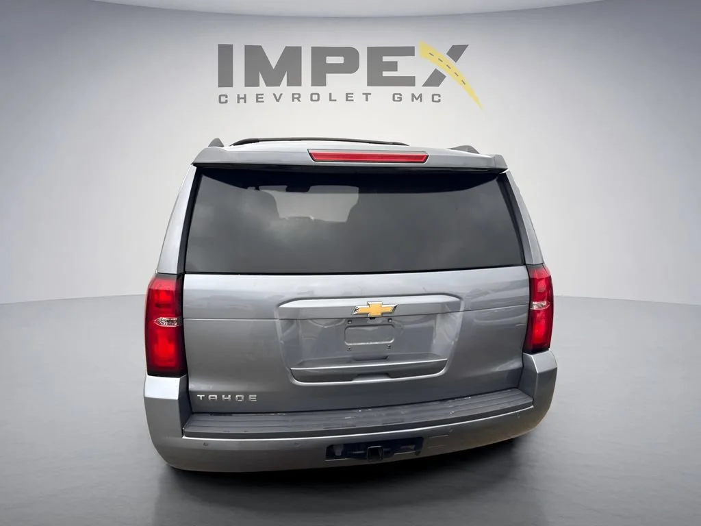 Used 2019 SATIN STEEL METALLIC Chevrolet LT image 4